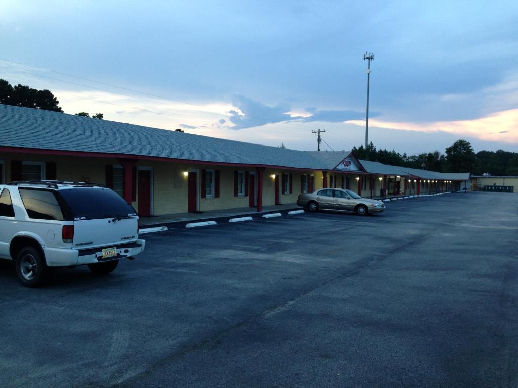 Northside InnClaxton エクステリア 写真